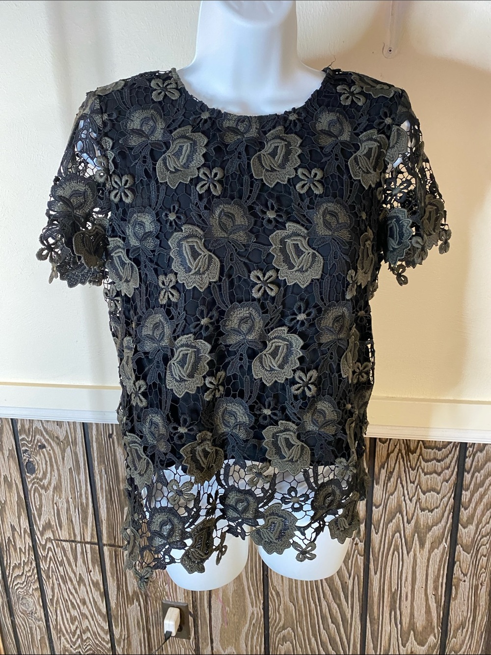 Black Floral Lace Overlay Short Sleeve Blouse
